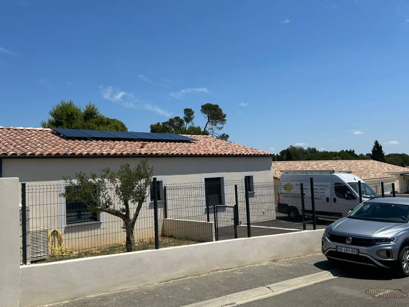 Installation de panneaux solaires bi-verre haut rendement avec onduleur Huawei à Villemoustaussou à coté de Carcassonne dans l’Aude (11)